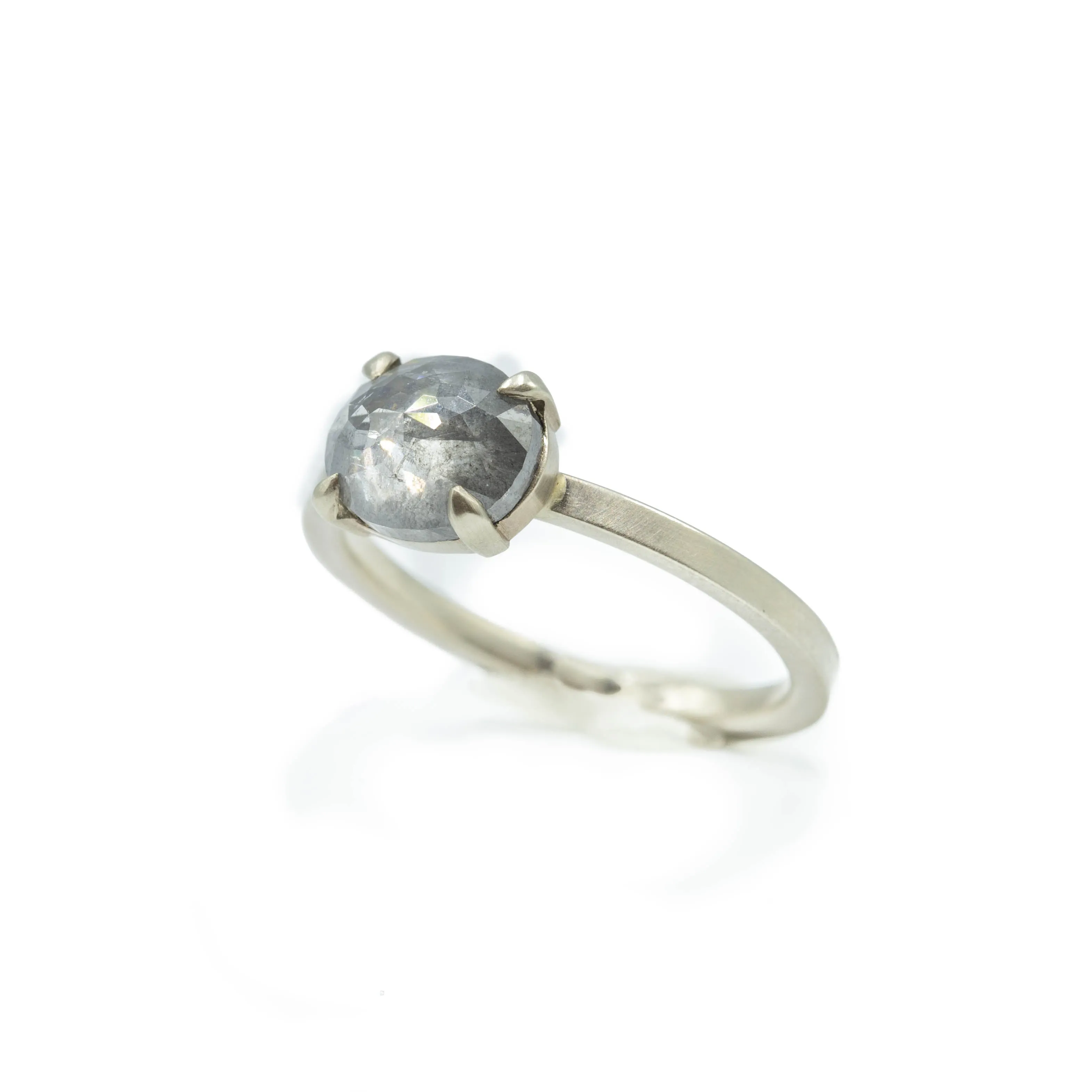 14kw 1.50ct Oval Salt & Pepper East-West Solitaire Diamond Ring