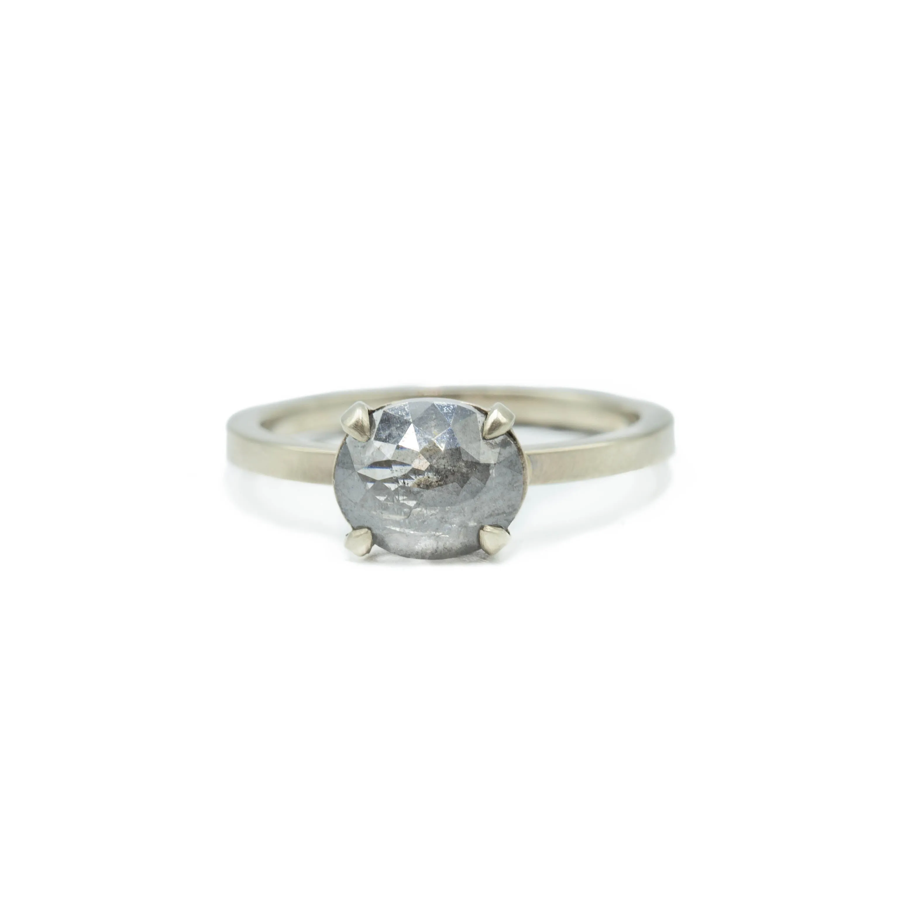 14kw 1.50ct Oval Salt & Pepper East-West Solitaire Diamond Ring