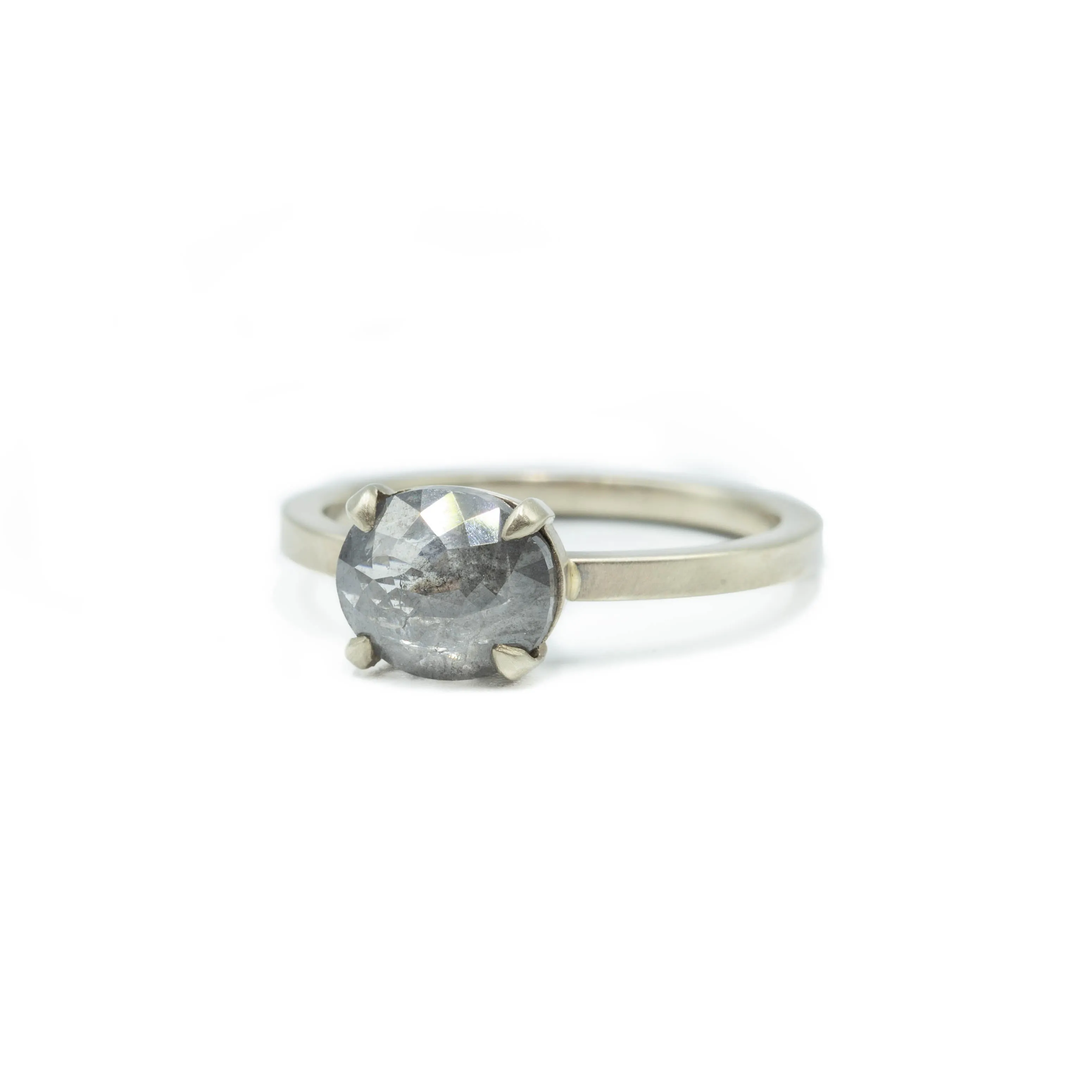 14kw 1.50ct Oval Salt & Pepper East-West Solitaire Diamond Ring