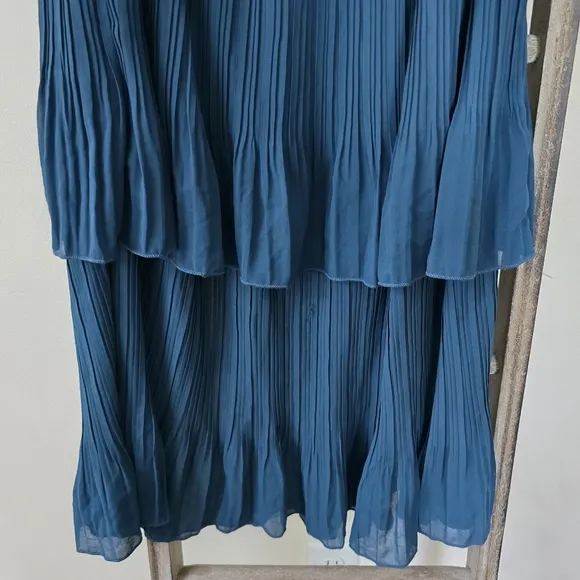 ⭐️40% Off⭐️ Teal Pleates Tiered Dress