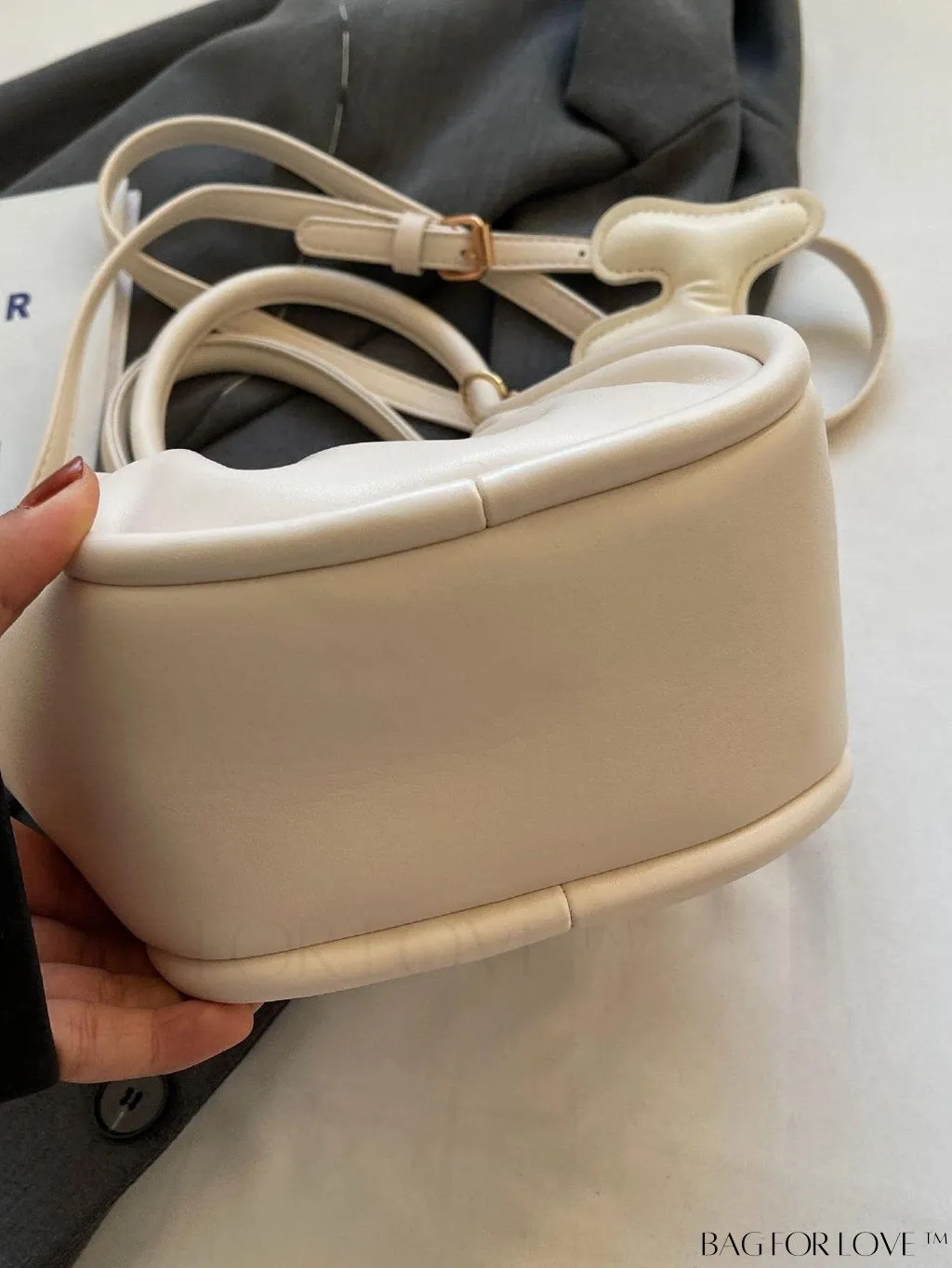 BagForLove - Stylish Pleated Handbag featuring Exquisite Pendant Design
