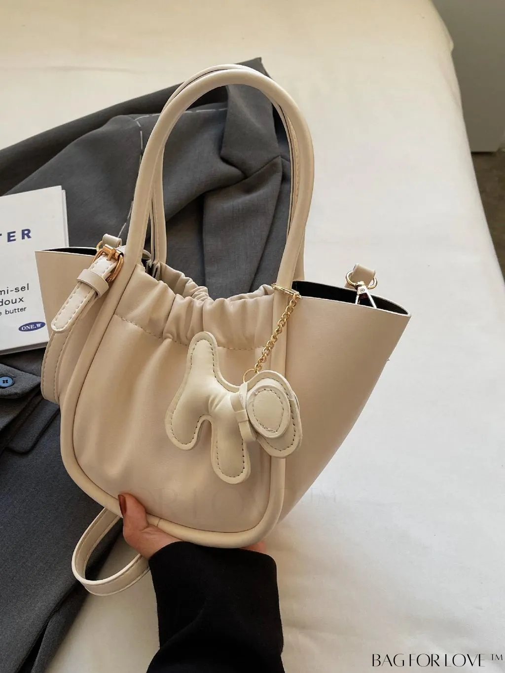 BagForLove - Stylish Pleated Handbag featuring Exquisite Pendant Design