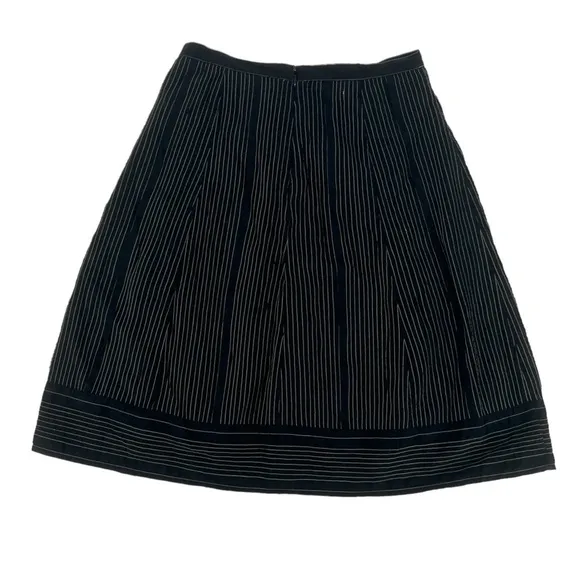 Banana Republic Black Gold Striped  Pleated Full Lined Skirt Size 6 Women’s