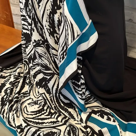 Christian Siriano C wonder poly sleeveless dress bold contrast black white teal