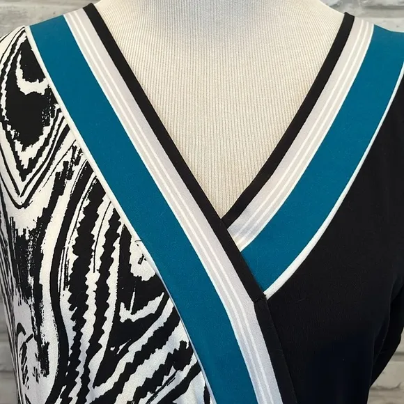 Christian Siriano C wonder poly sleeveless dress bold contrast black white teal