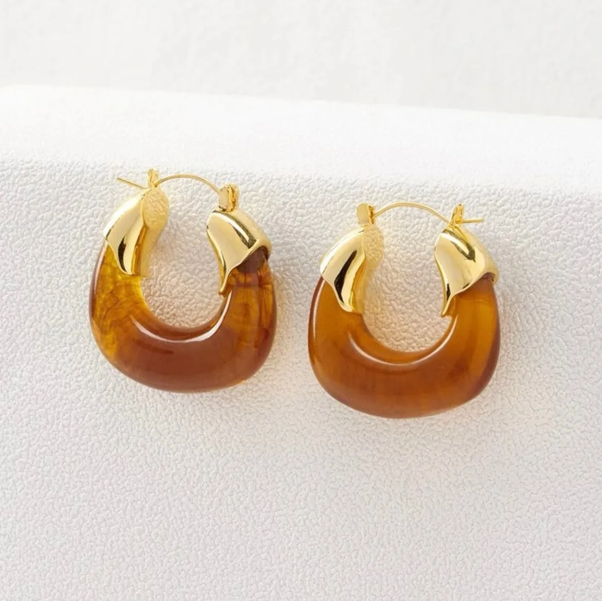 CLARICE CHUNKY HOOPS