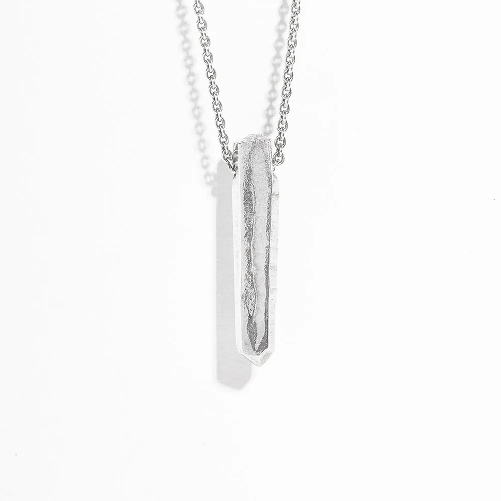 CRYSTAL POINT NUGGET STATEMENT NECKLACE