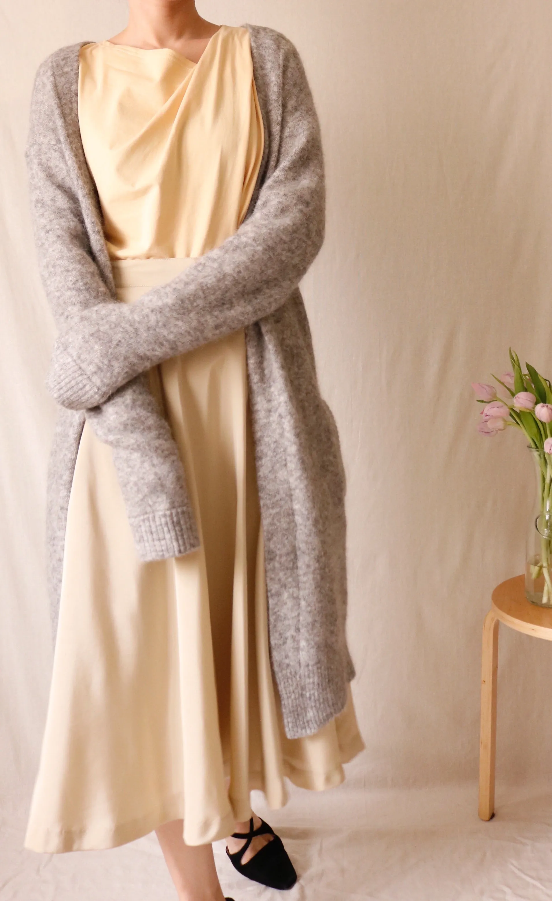 Eniya cardigan { charcoal & mid-grey }