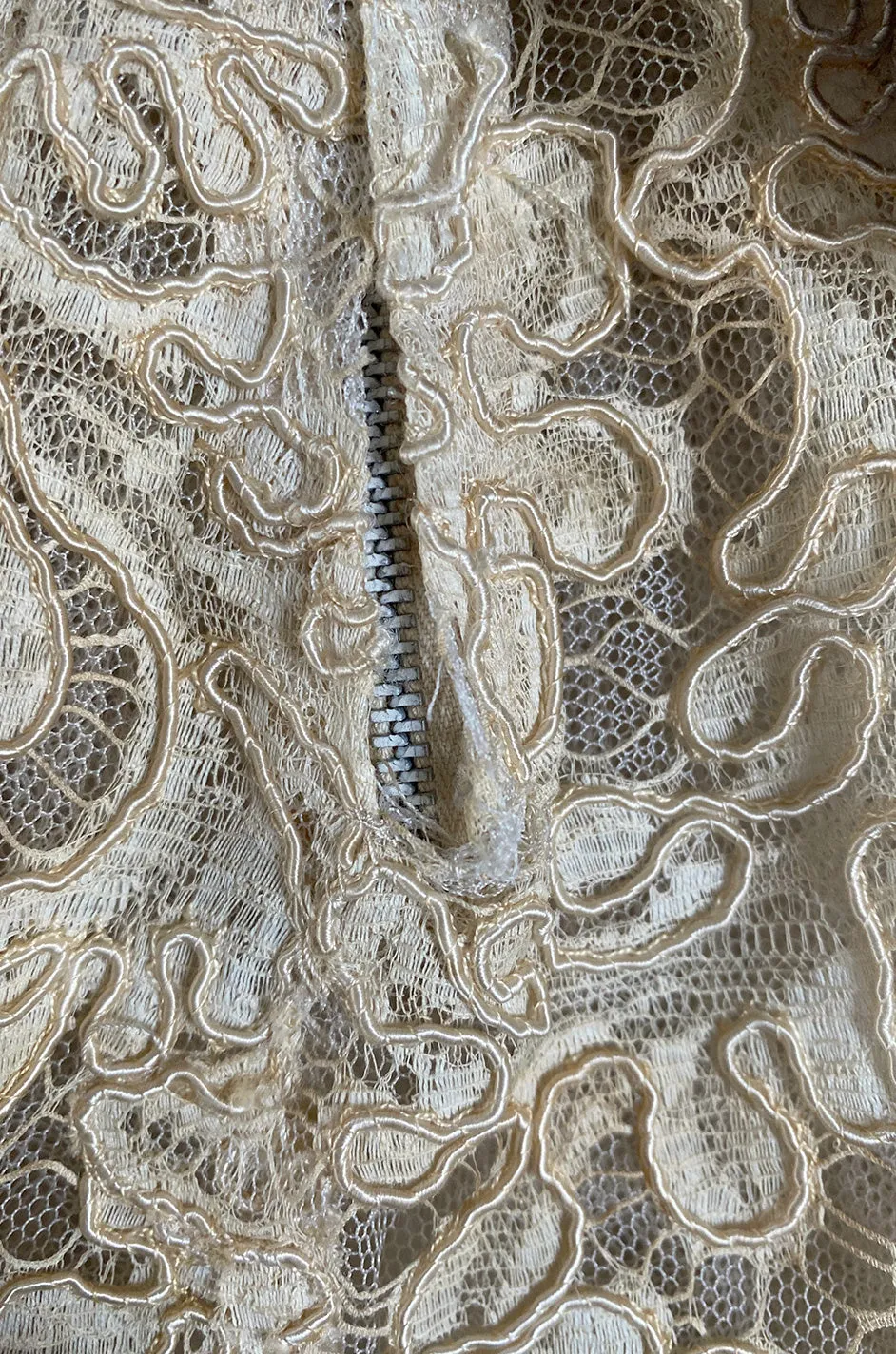Exceptional Spring 1956 Pierre Balmain Haute Couture Strapless French Alencon Lace & Silk Organza Dress