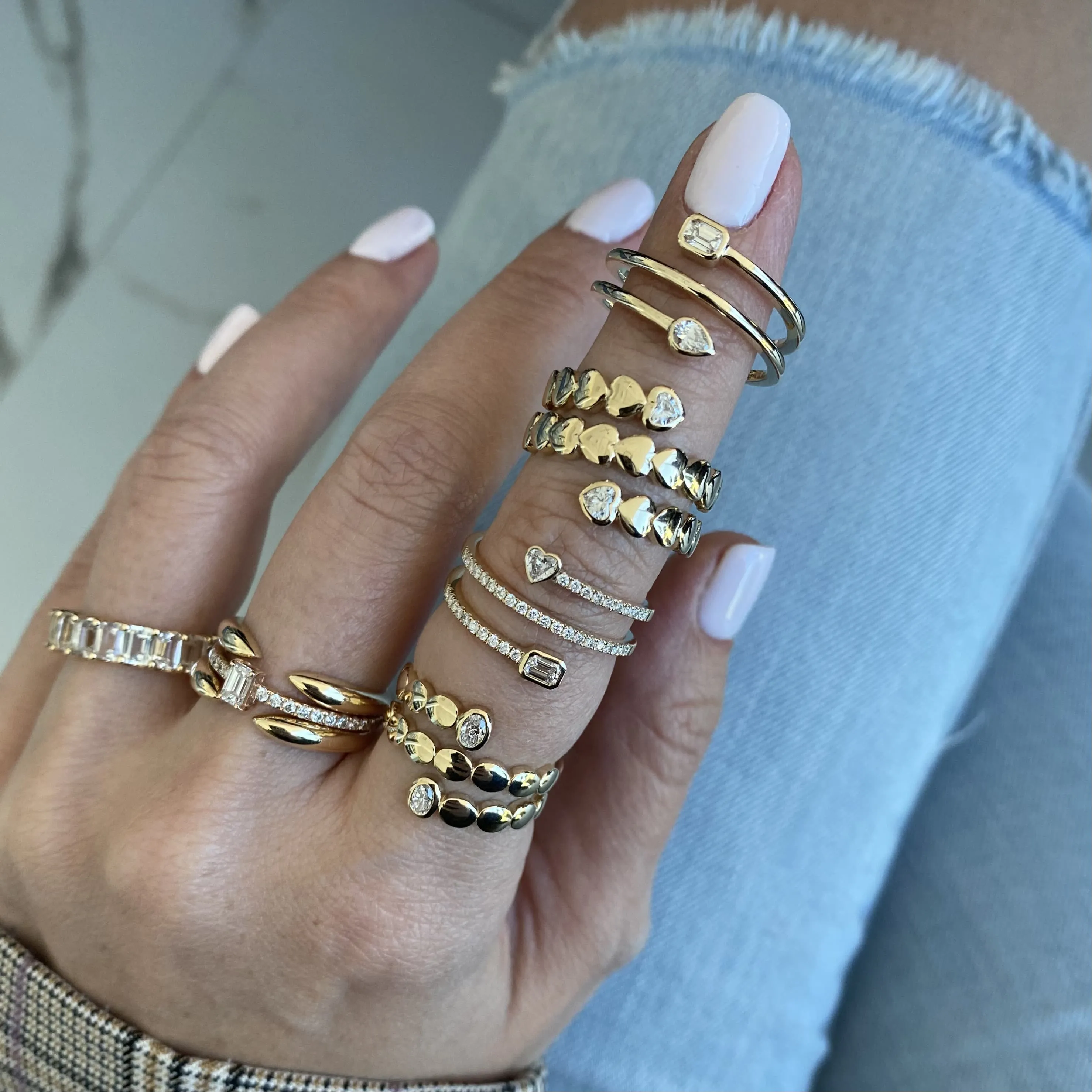 Golden Diamonds Swirl Ring