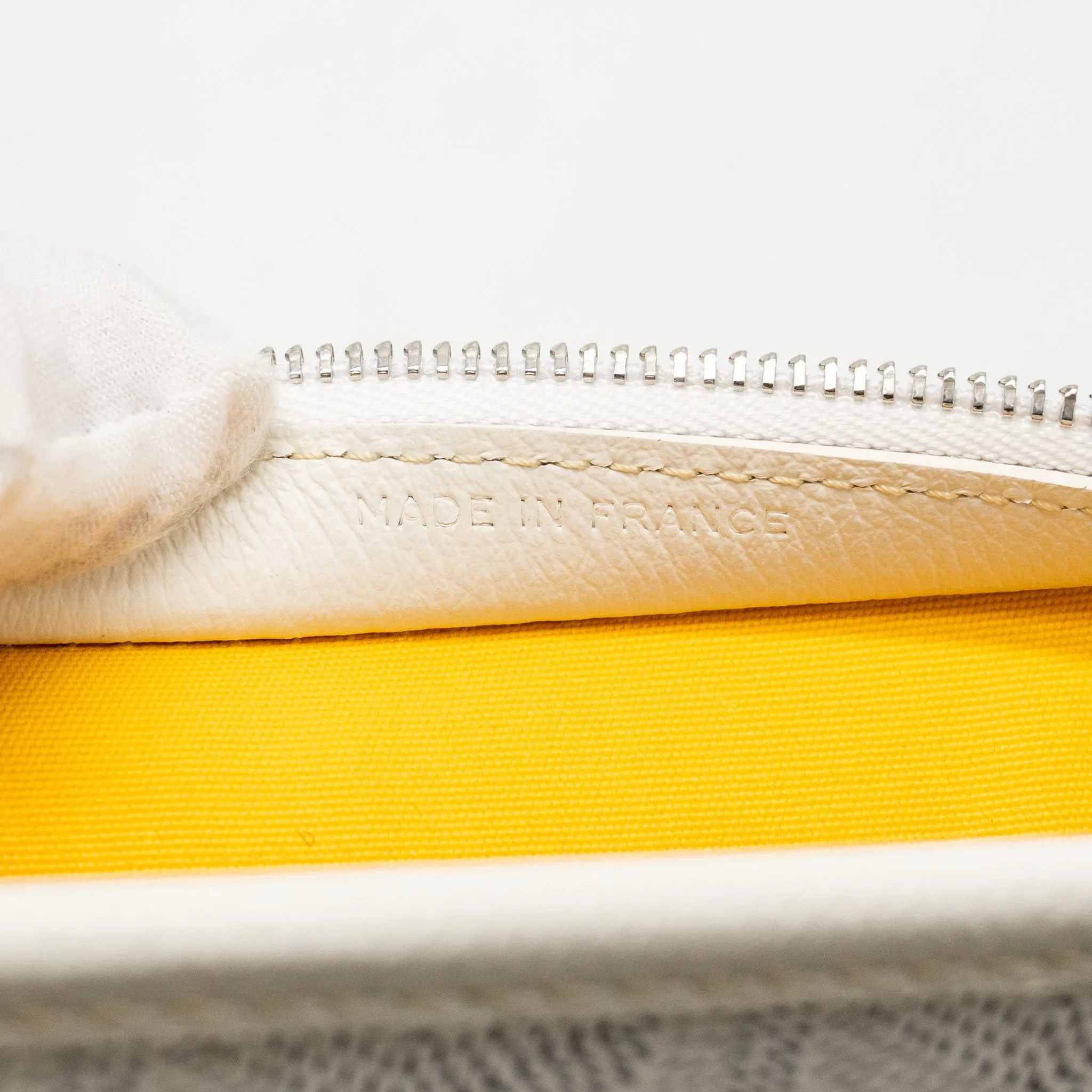 Goyard Jouvence MM Toiletry Bag Goyardine Canvas White SHW