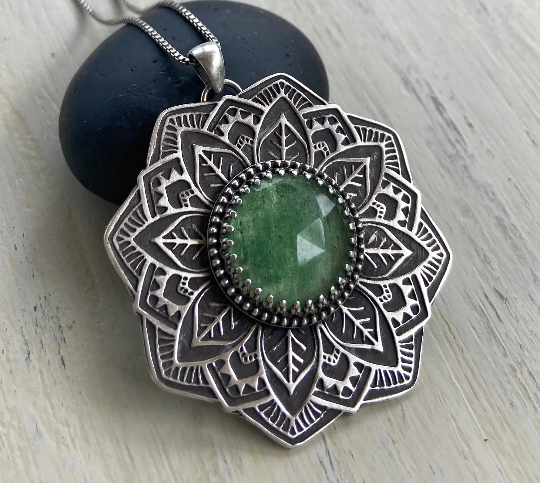 Green Tanzurine Leafy Mandala Pendant