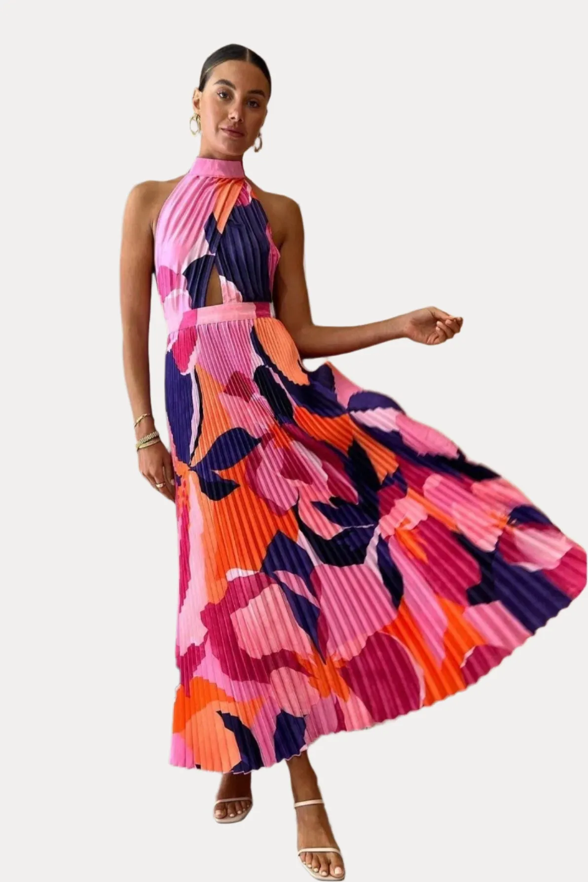 Halter Neck Pleated maxi Dress