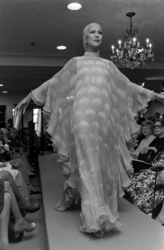 Hanae Mori Fall 1973 Peach Bird Print Ruffled Caftan Dress