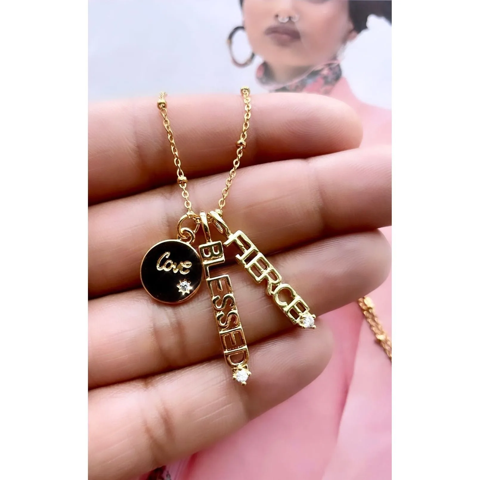La Belle Necklace