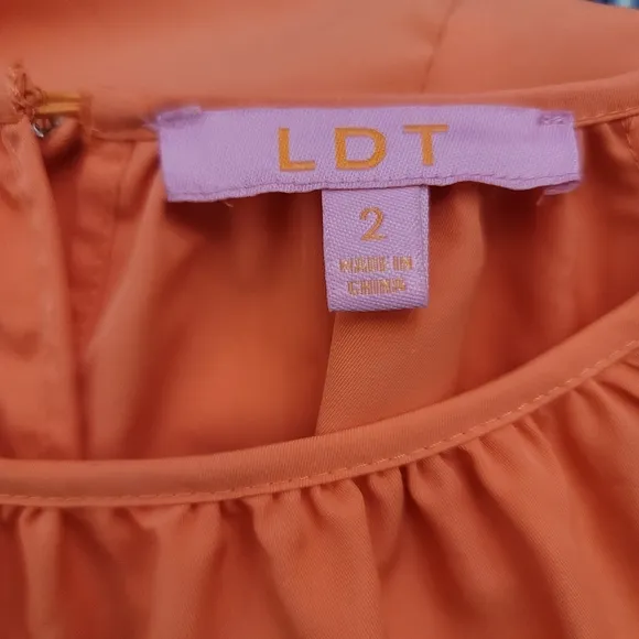 LDT Rachel Jewel Neck 3/4 Sleeve Ruffled Poof Waistless Dress