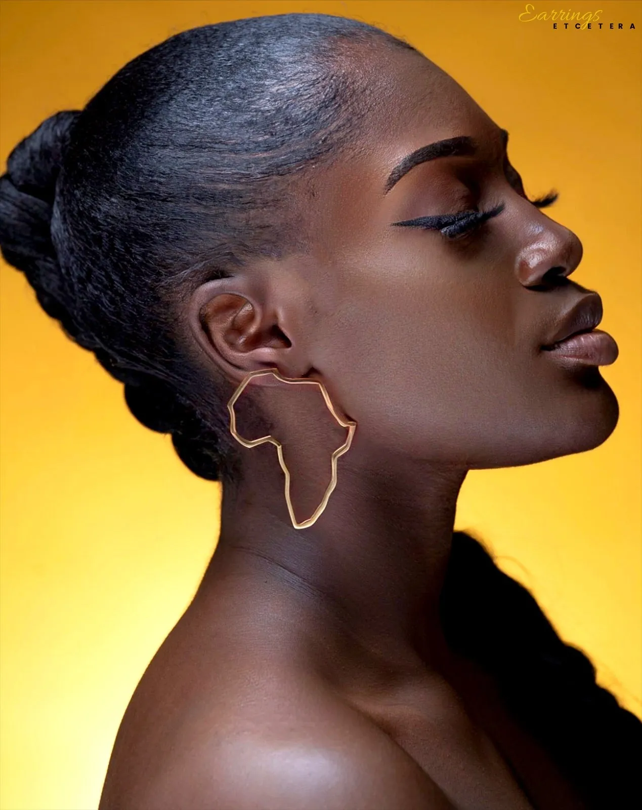 Mama Africa Oversized Studs