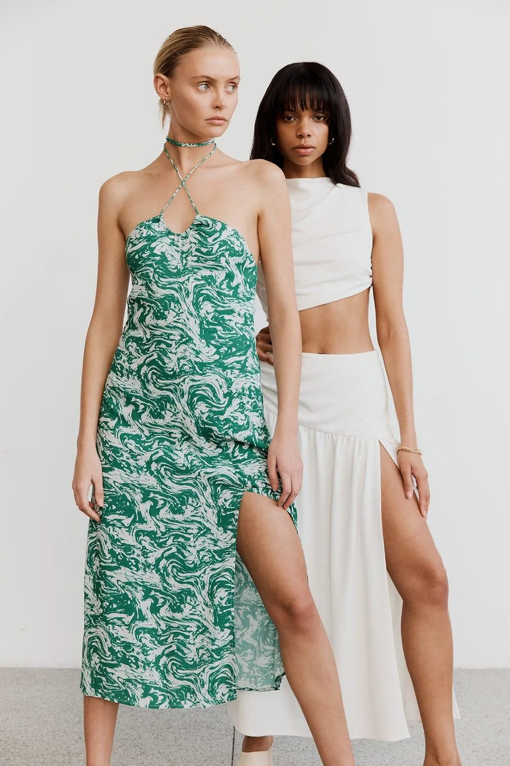 MARBLE GATHERED SIDE MIDI SKIRT | OFF WHITE