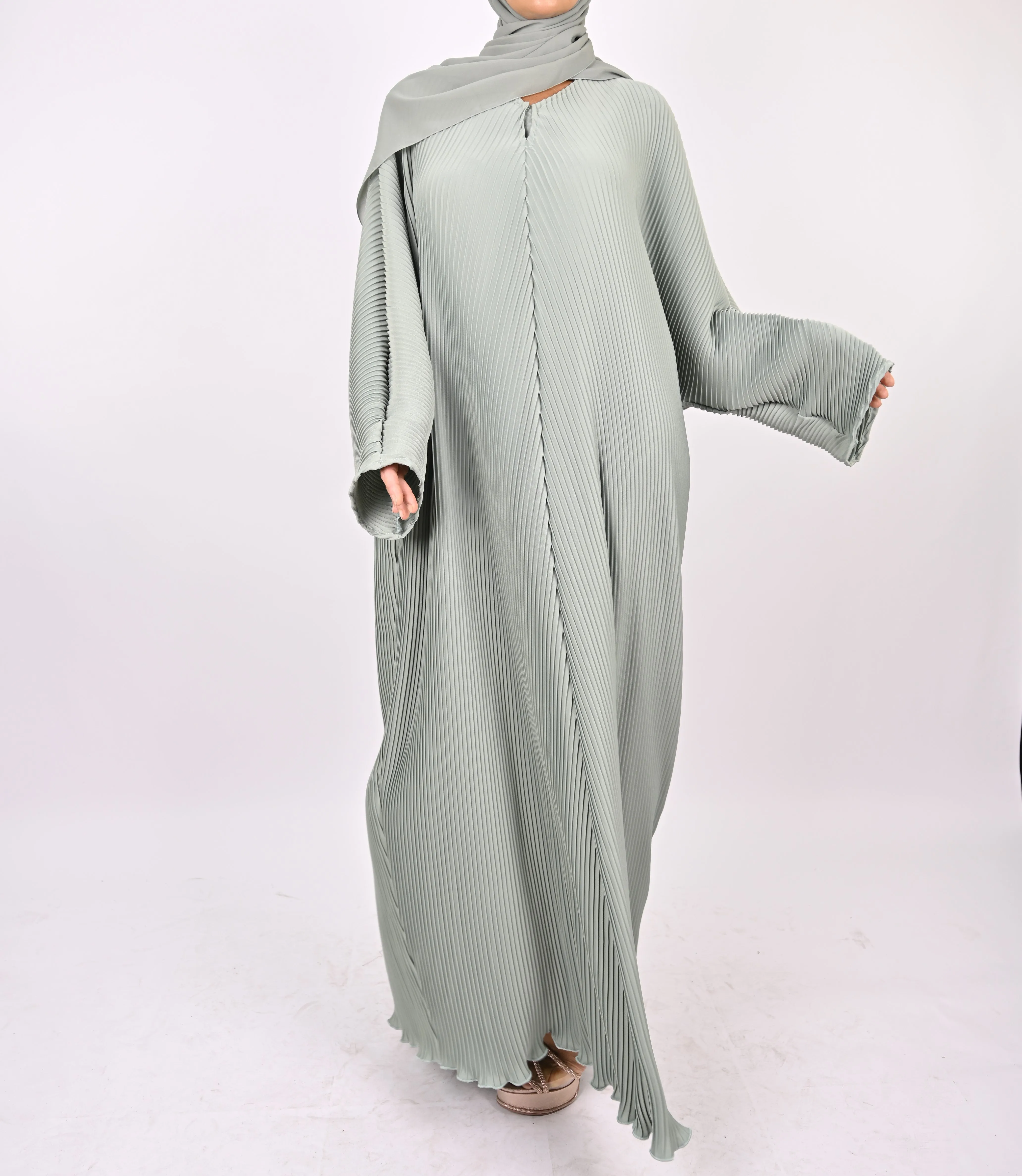 Mint - Pleated Batwing Abaya