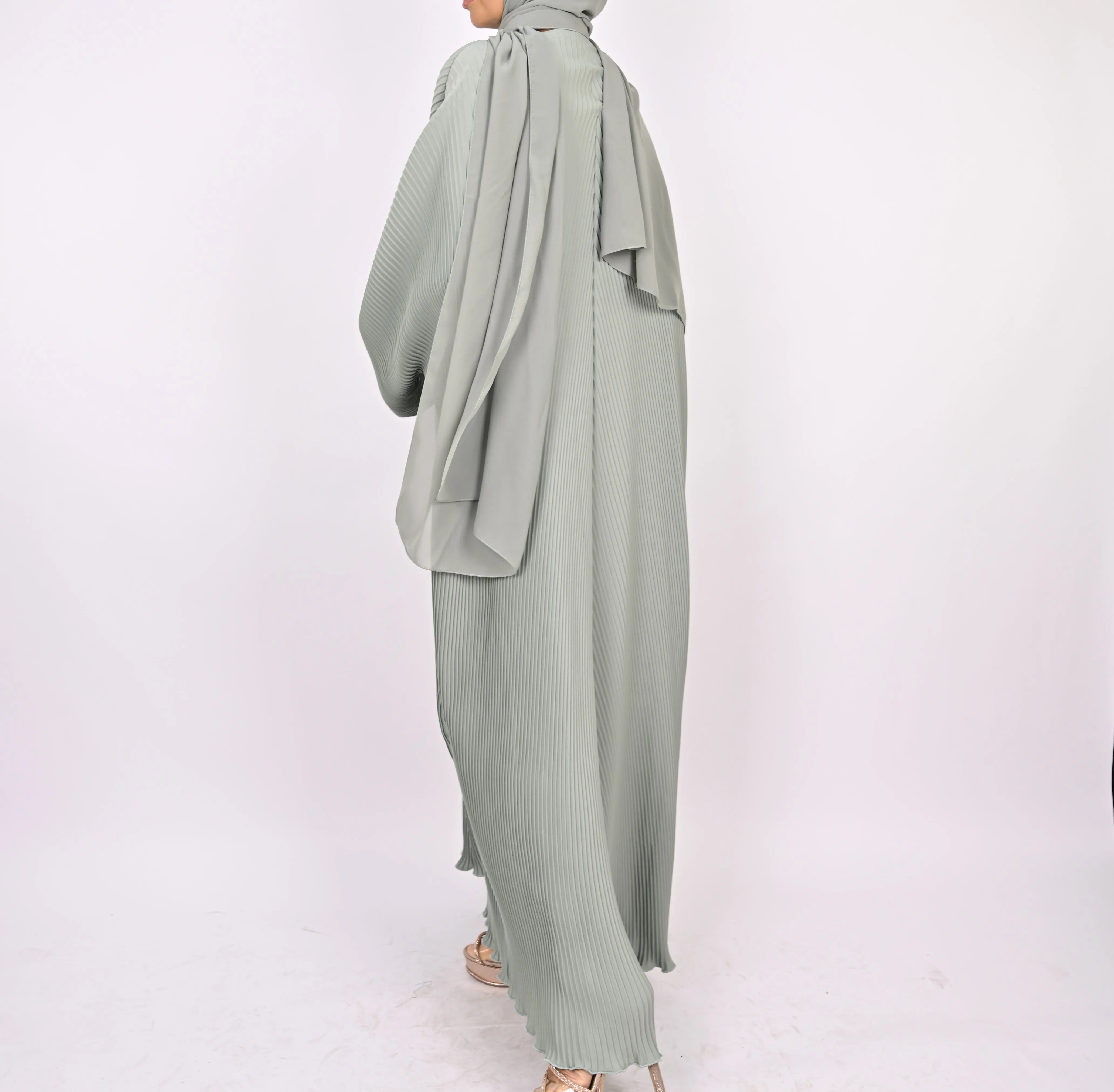 Mint - Pleated Batwing Abaya