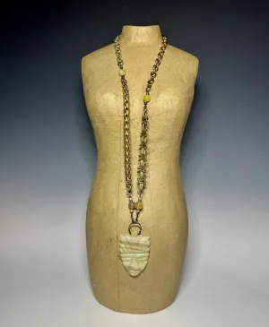 MIXED BRASS CHAIN NECKLACE WITH CARED STONE MASK PENDANT STATEMENT NECKLACE LCN744