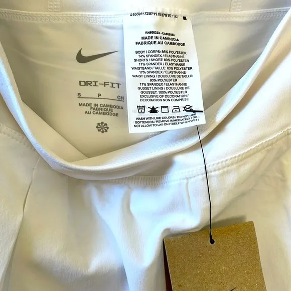 Nike Dri-Fit Women's Standard Fit Pleated Light Weight Golf Skort Sz S