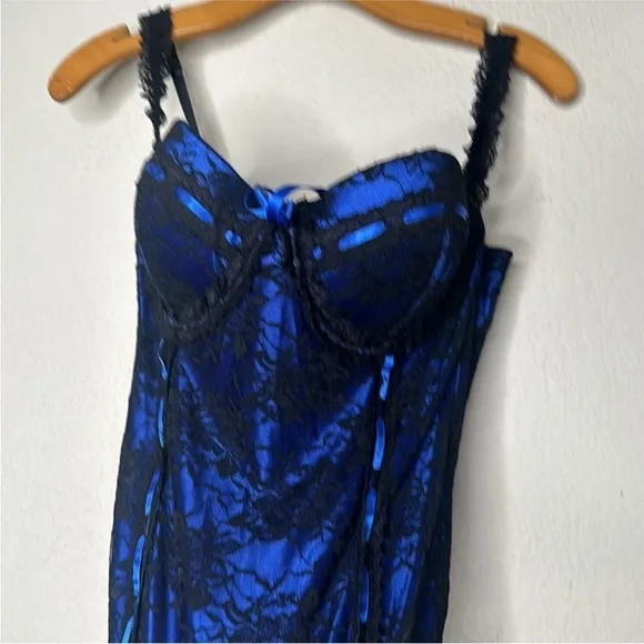 NWOT VTG Y2K Fredericks of Hollywood Lace Corset Bustier Blue Black Coquette LRG