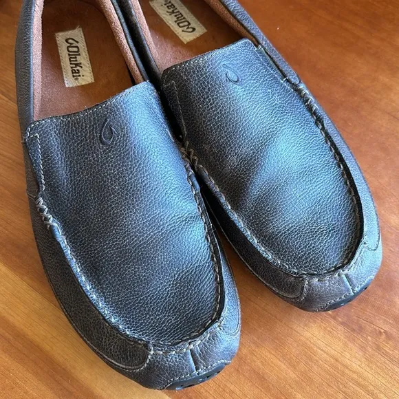 Olukai Akepa Driver Moc in brown leather with removable cushioned footbed. Sz 12