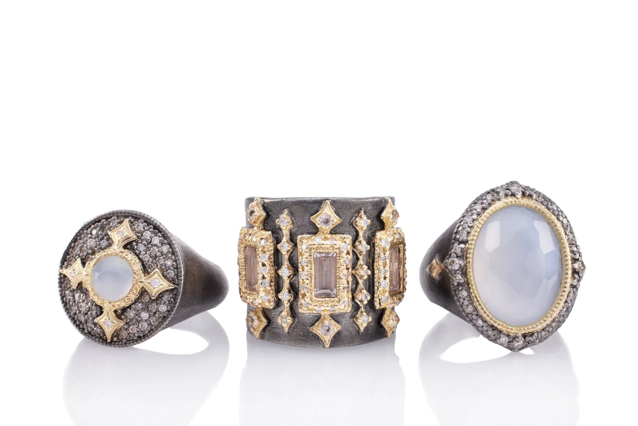 OVAL TURKISH CHALCEDONY STATEMENT RING