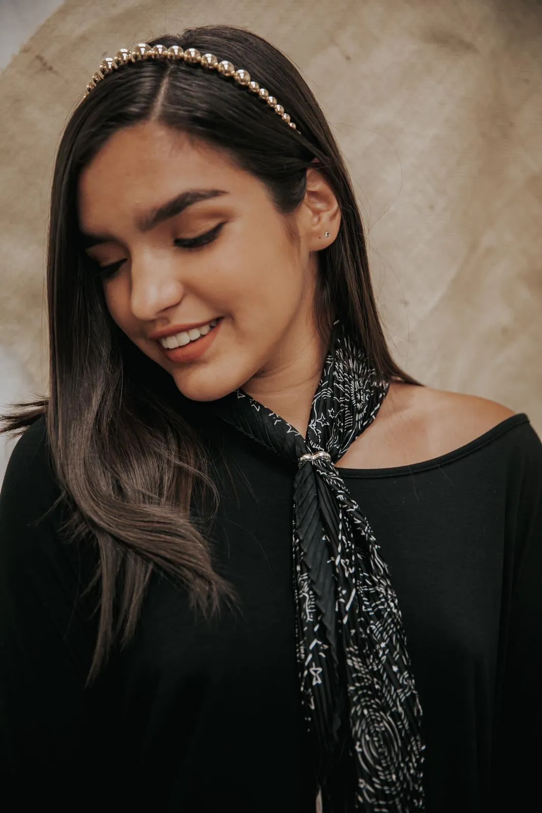 Pleated bandana scarf