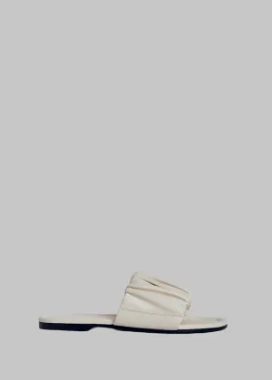 Ruched Slide Sandal in Leather - Ivory