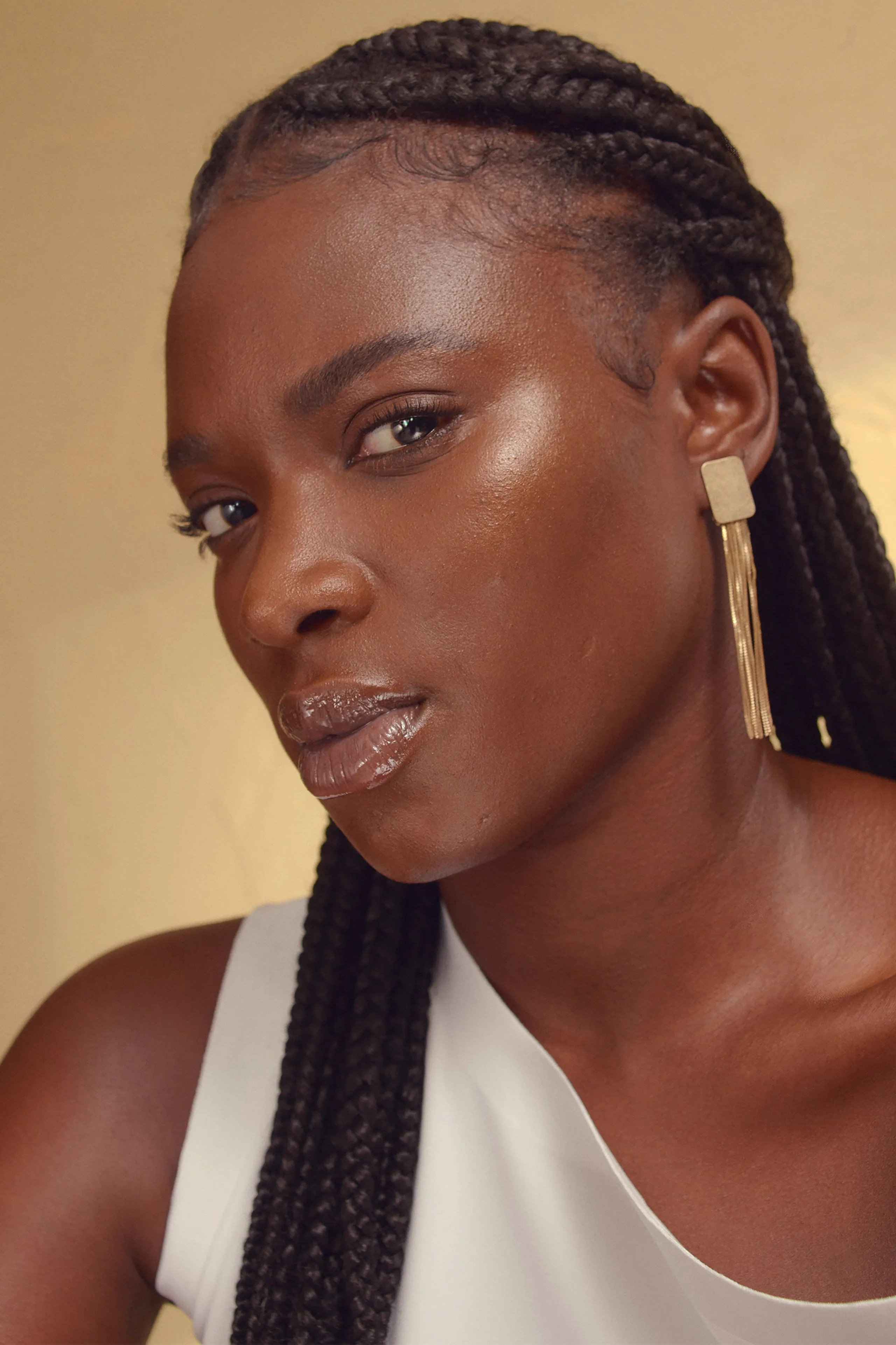 Skin-Enhancing Concealer