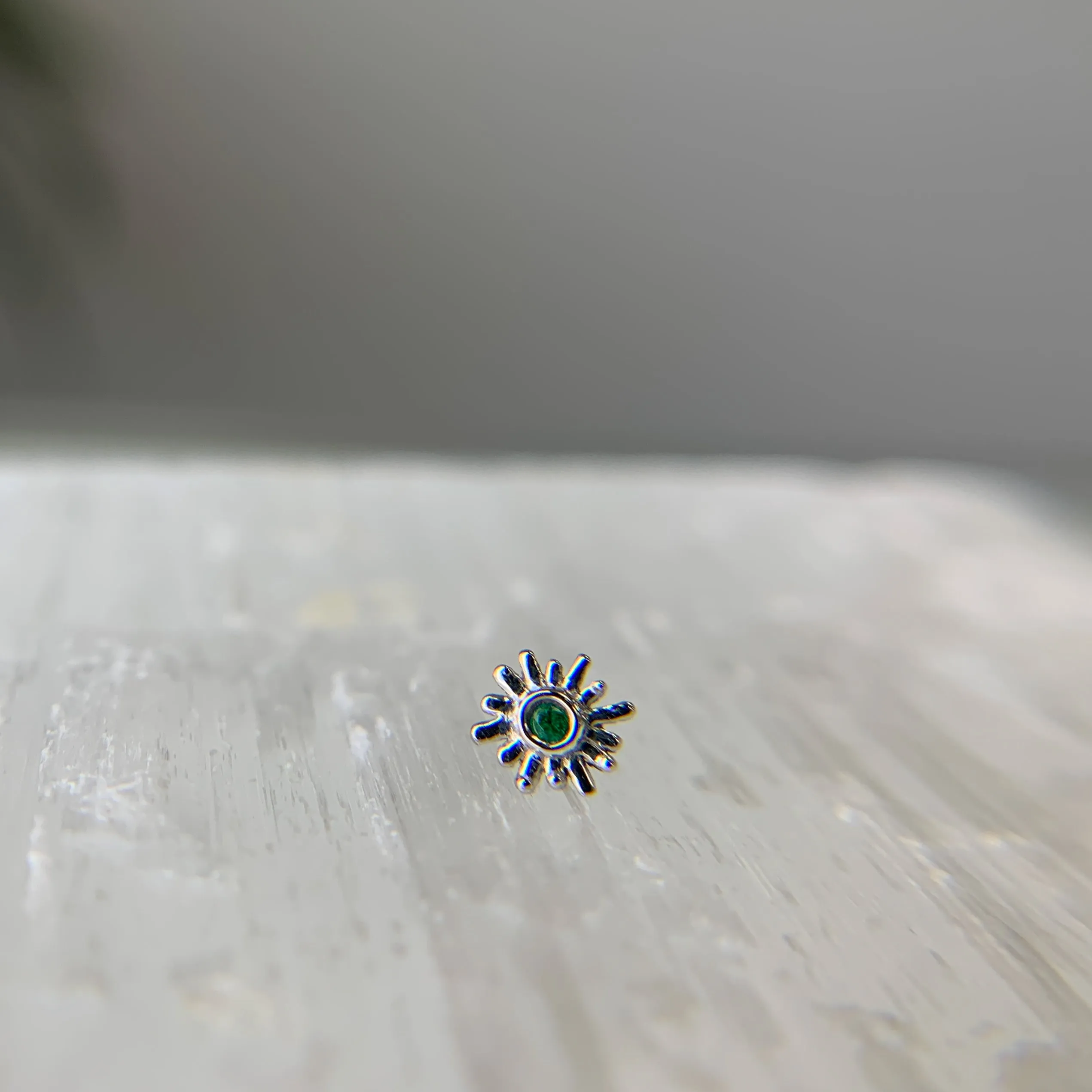 Small Sun Ray with Emerald Threadless End