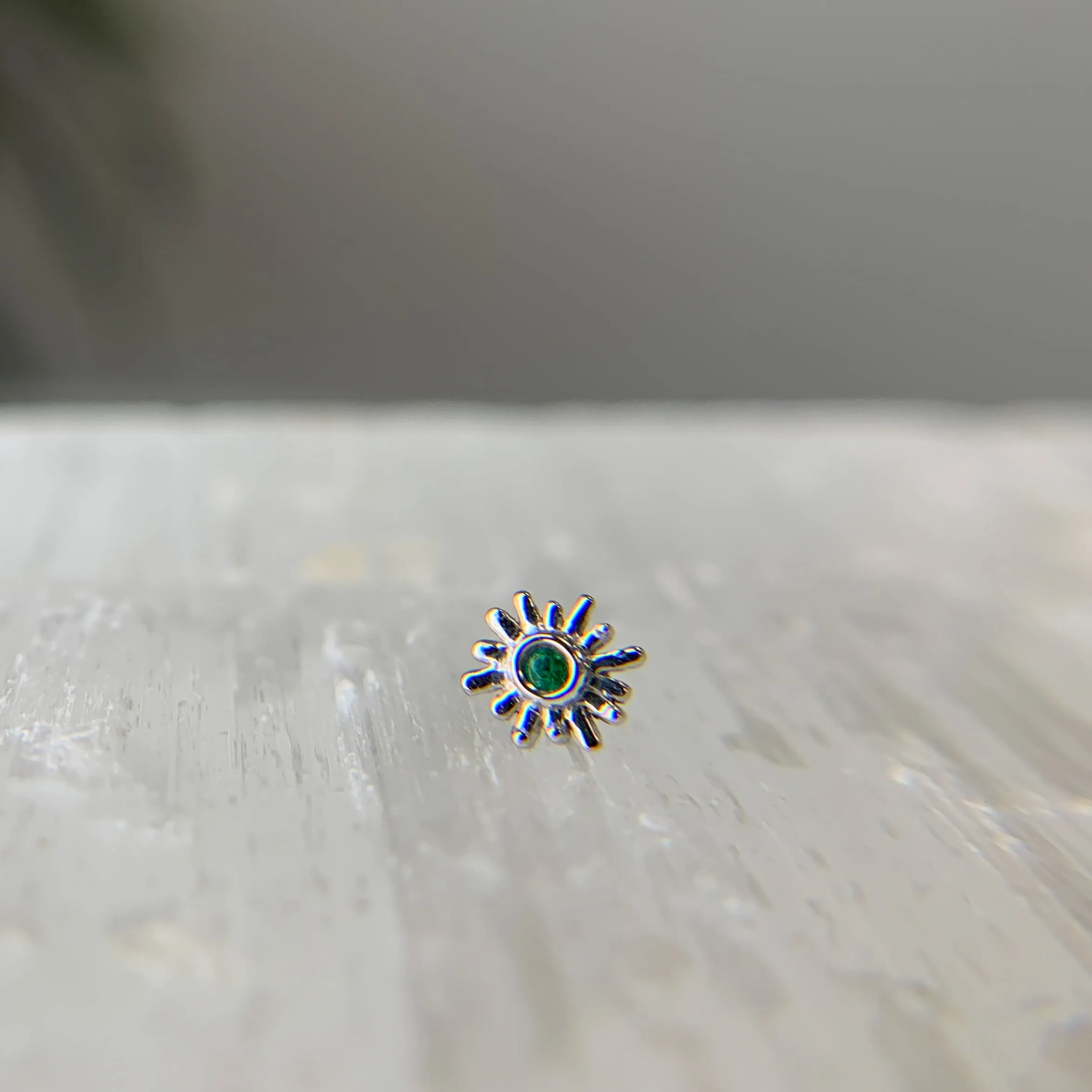 Small Sun Ray with Emerald Threadless End