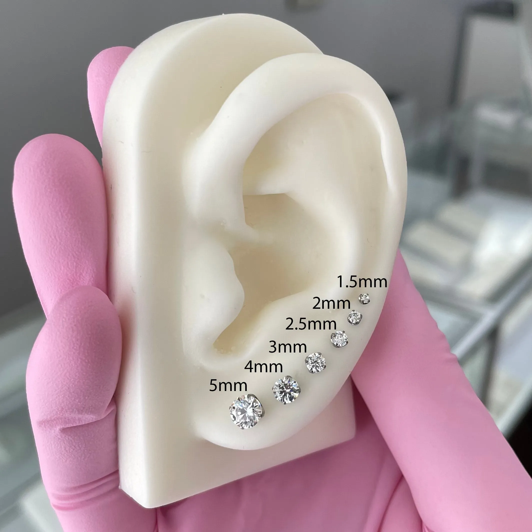 Smaller (1.5mm - 2.5mm) Titanium Prong Setting with Cubic Zirconia Threadless End