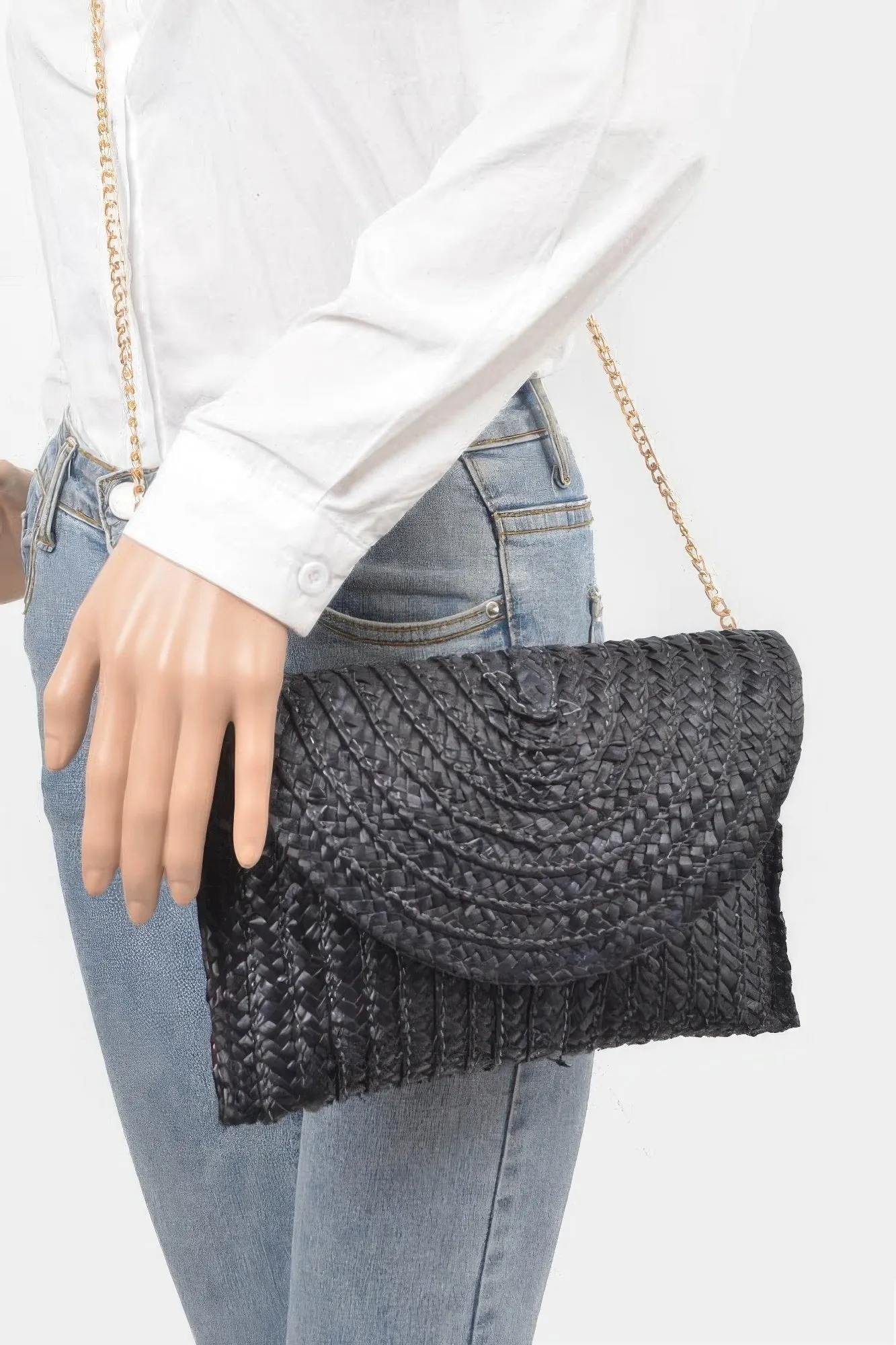 Straw Pom Pom Flap Bag