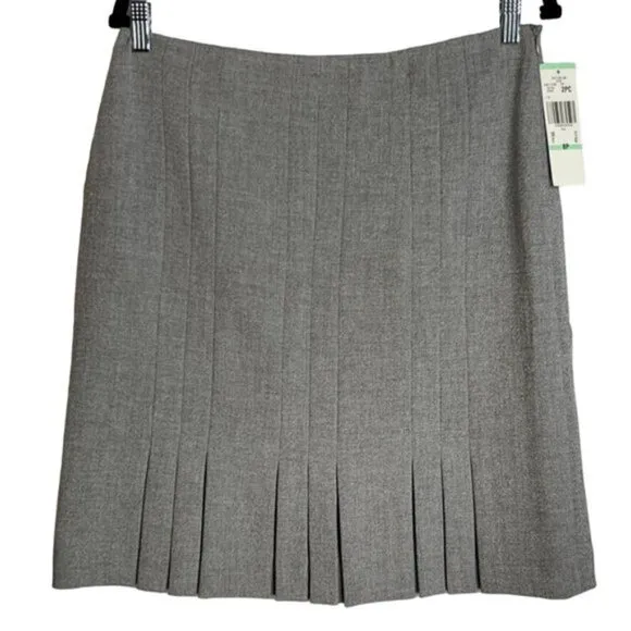 Vintage Anne Klein Womens Gray Pleated Skirt Suit Size 8P Office Ware