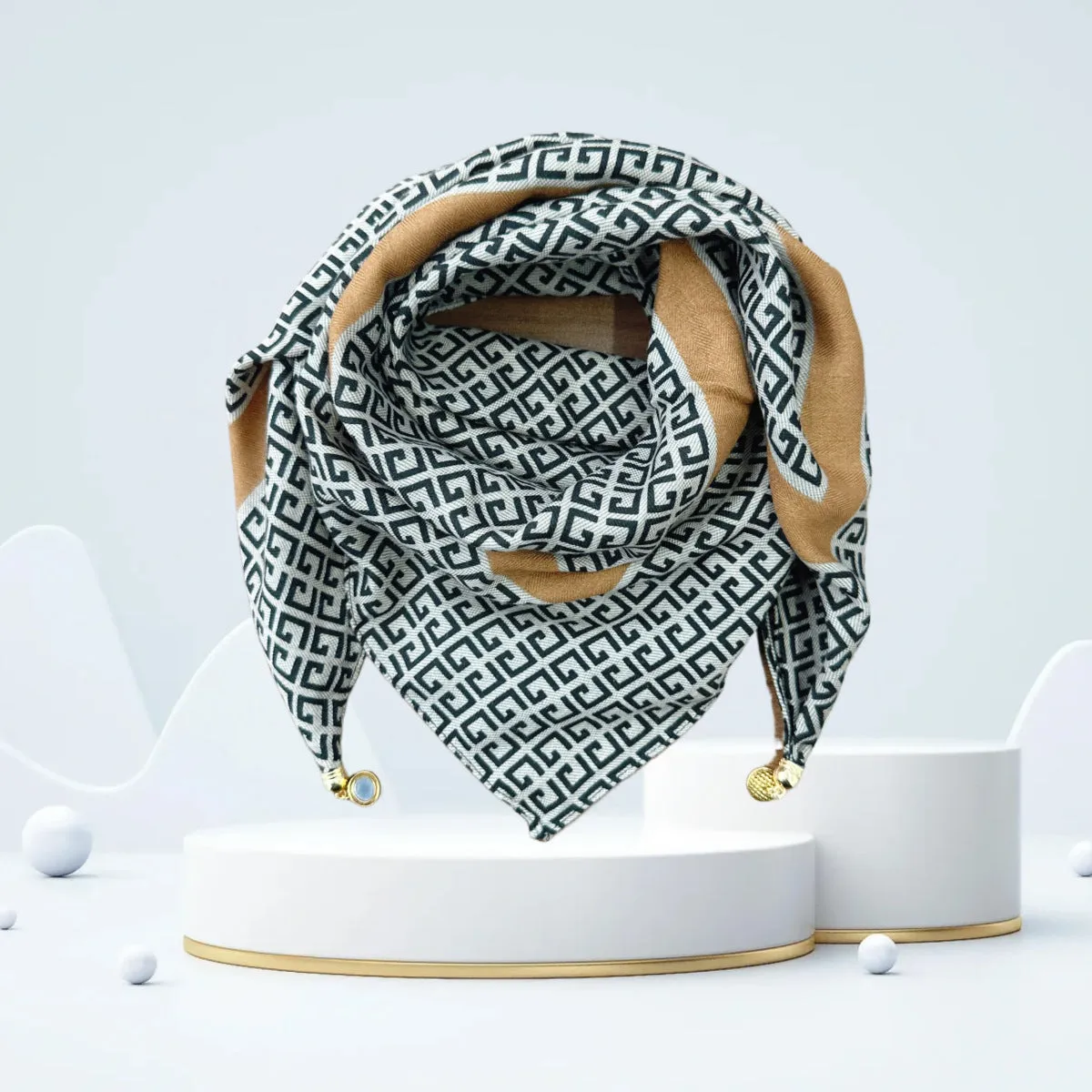 Vintage Print Magnetic Buckle Triangle Scarf – Elegant Lightweight Neck Scarf
