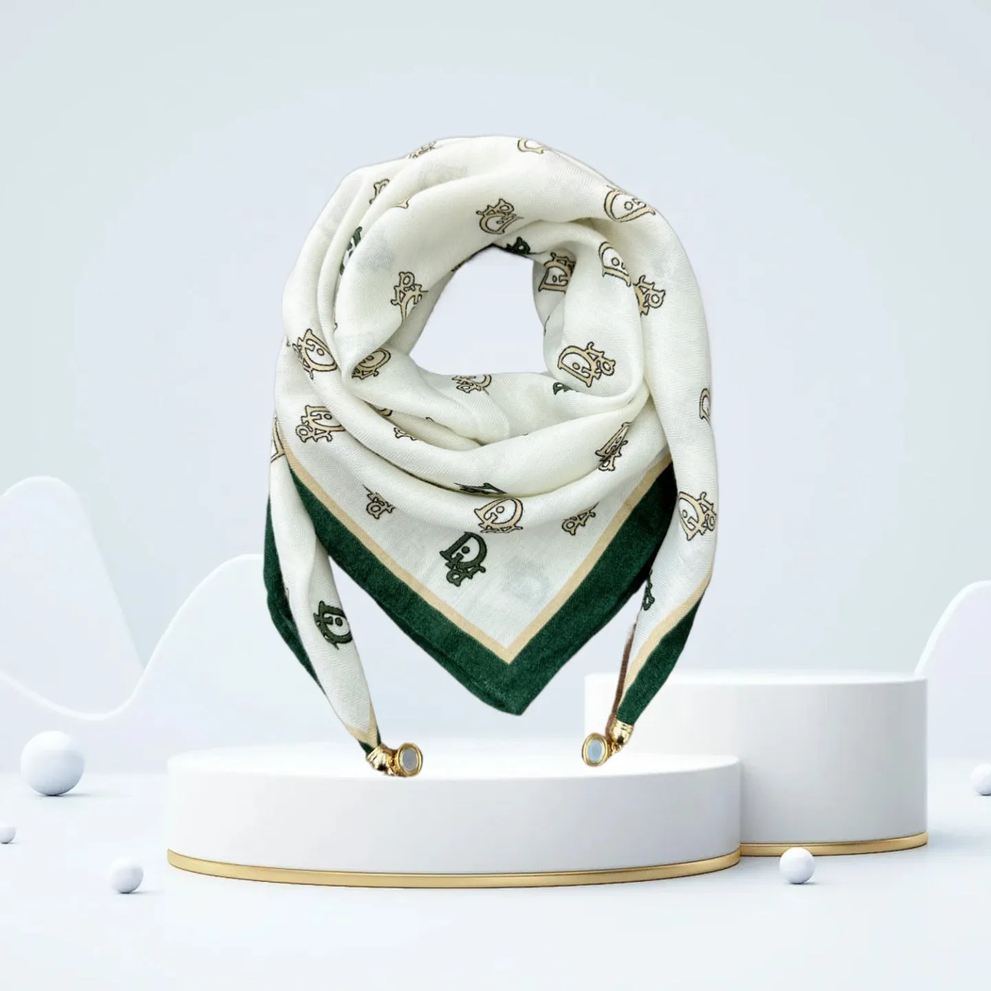 Vintage Print Magnetic Buckle Triangle Scarf – Elegant Lightweight Neck Scarf