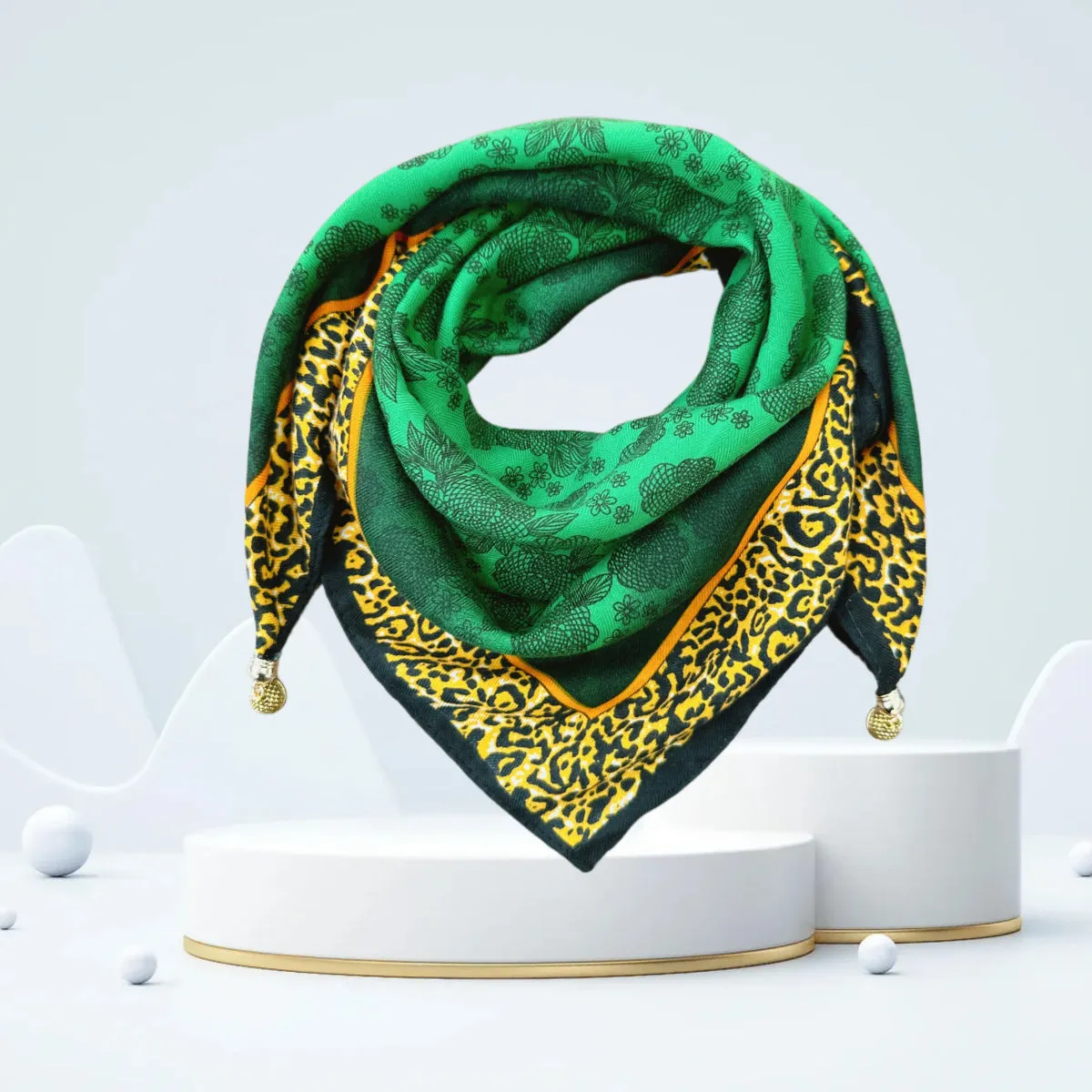 Vintage Print Magnetic Buckle Triangle Scarf – Elegant Lightweight Neck Scarf